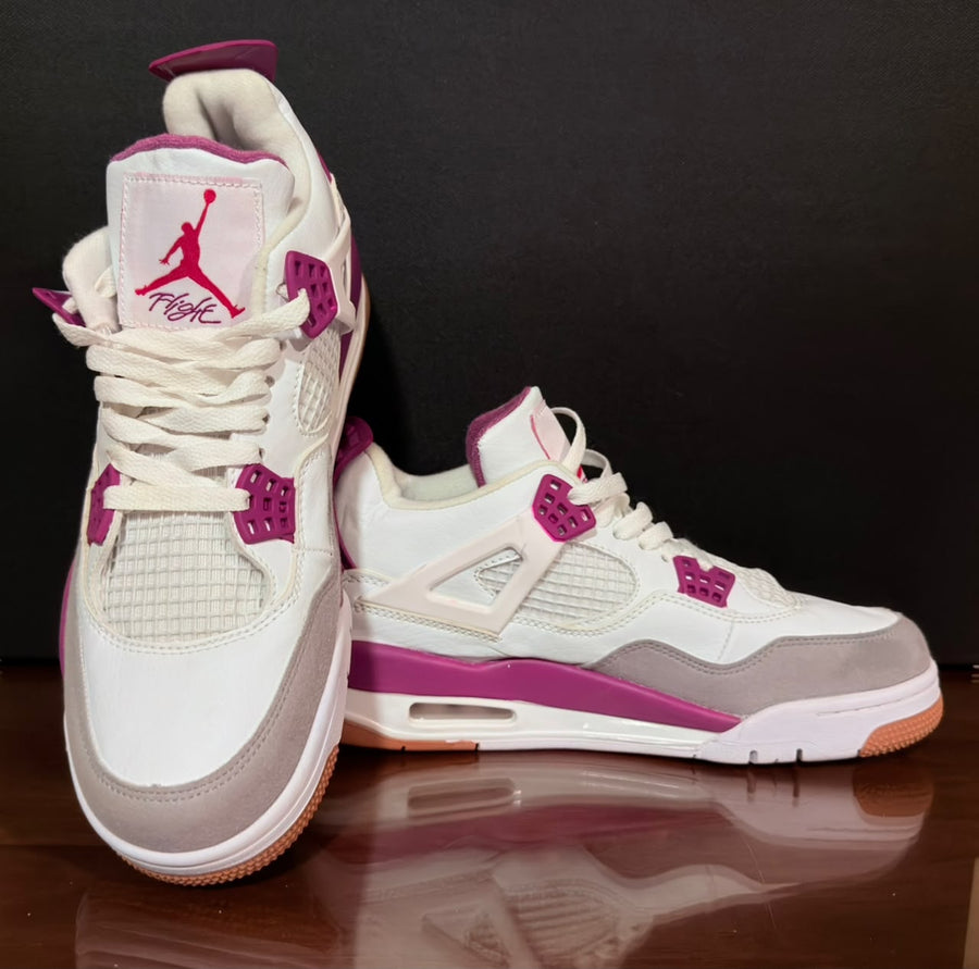 Air Jordan 4 Retro