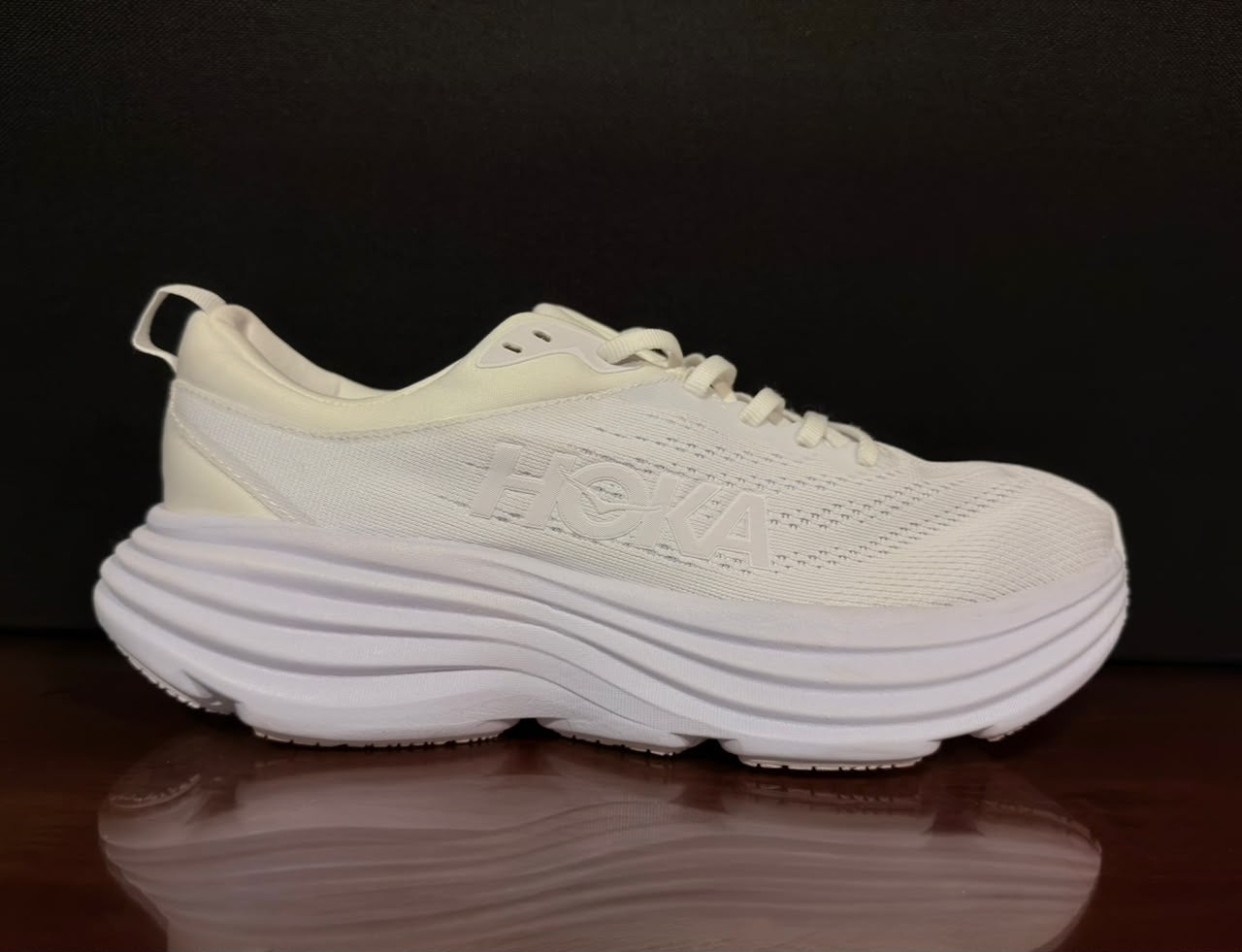 One one White Running
