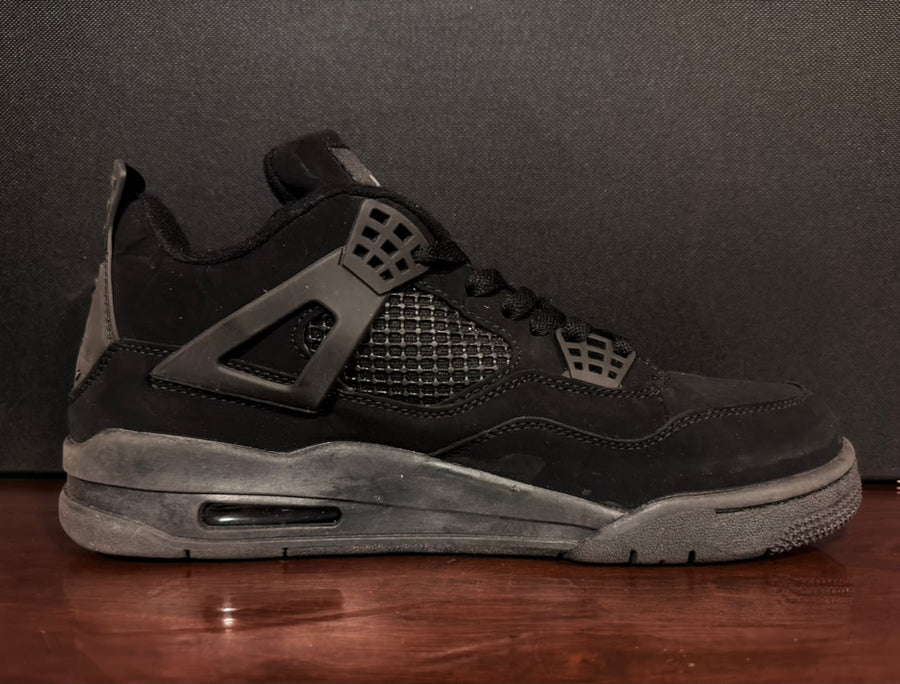 Jordan 4 Retro